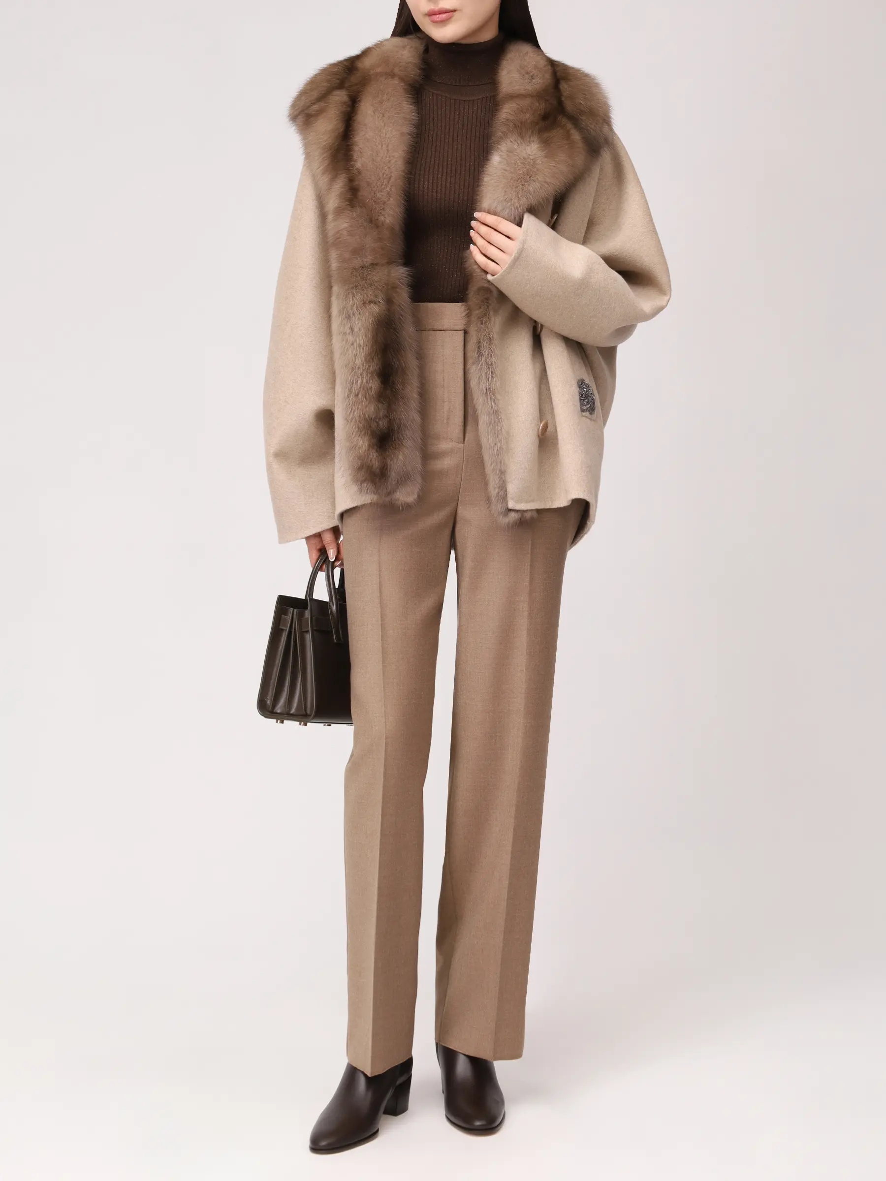 Полупальто кашемировое с мехом