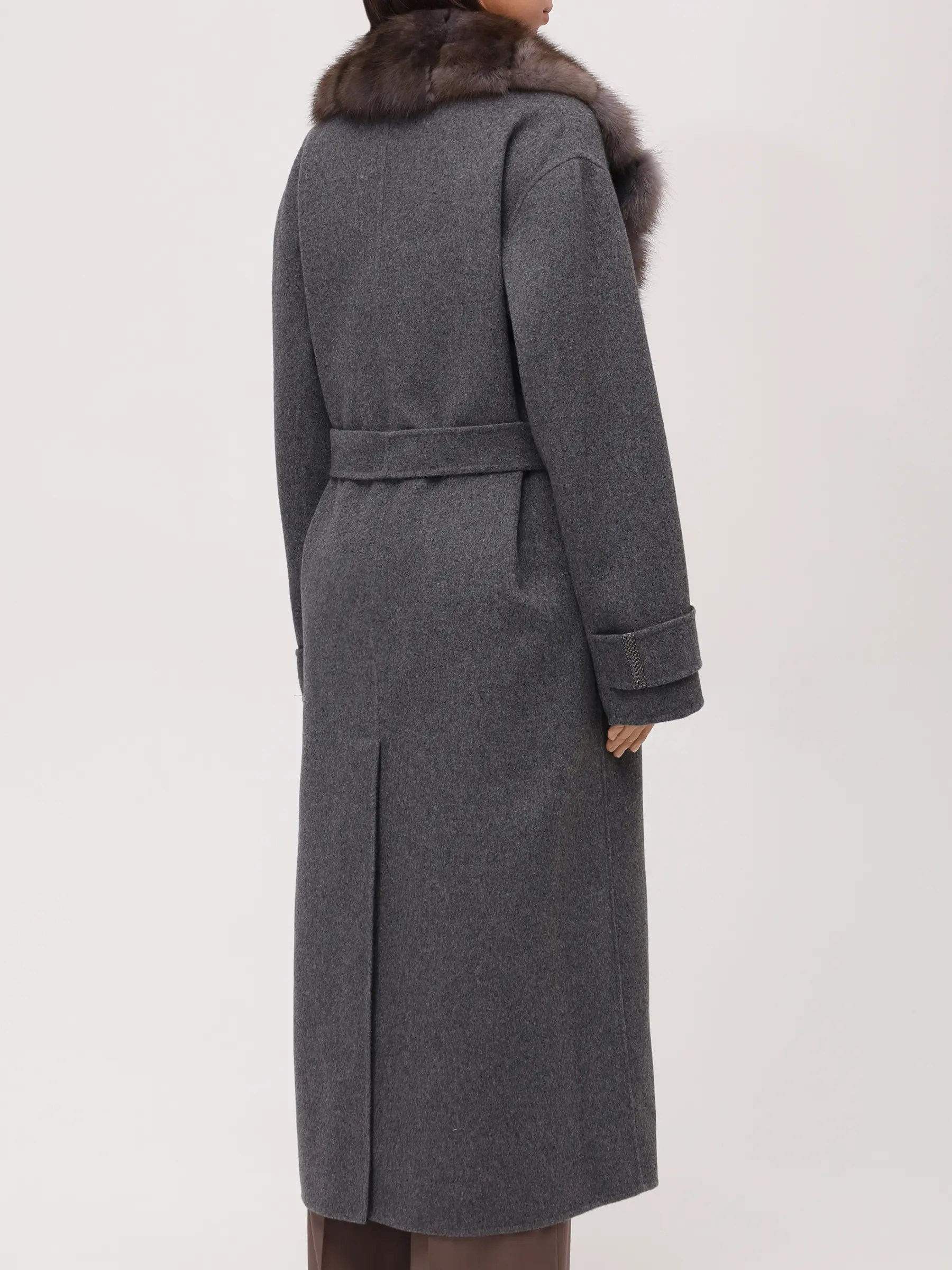 Пальто кашемировое с мехом соболя