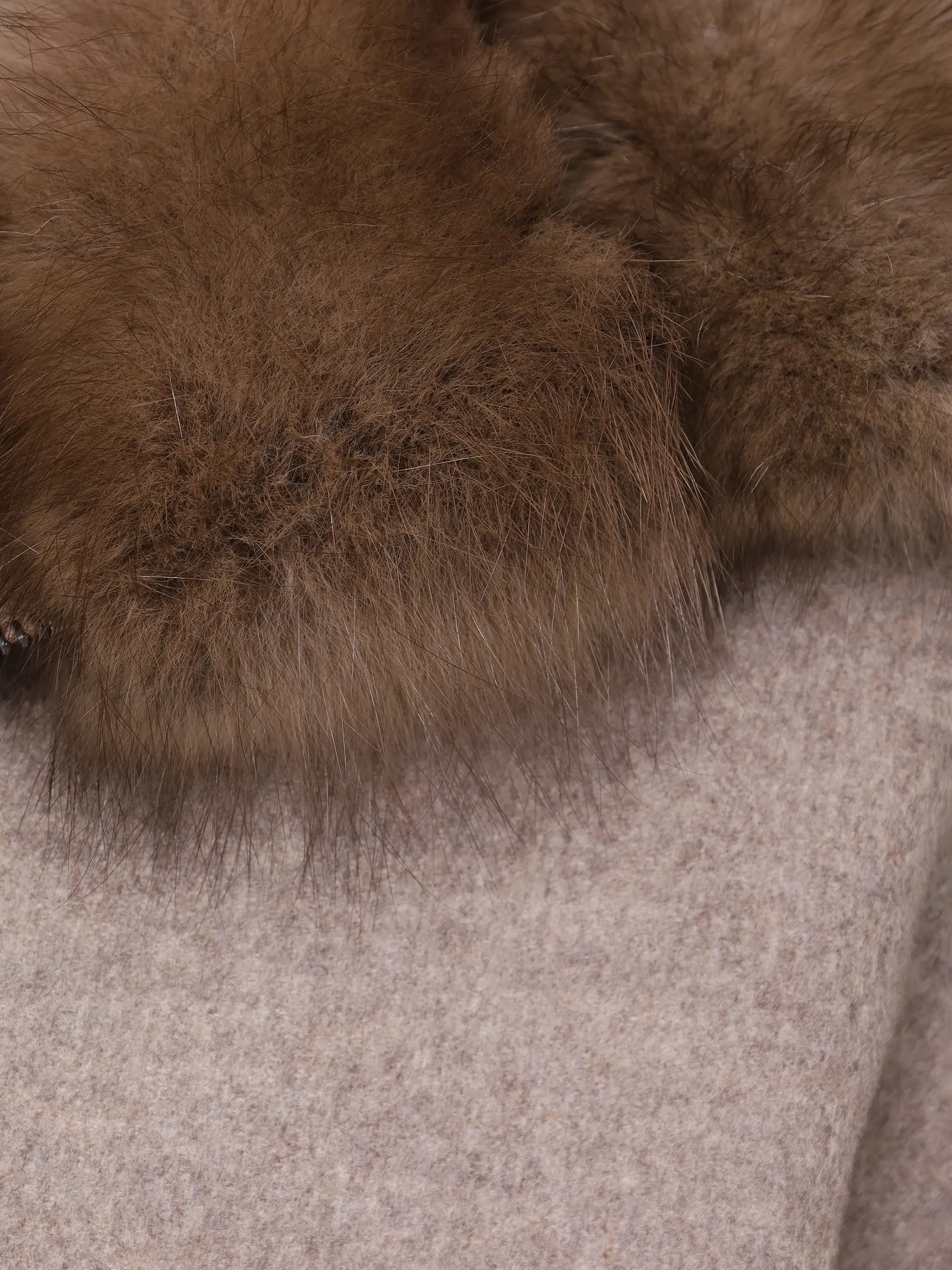 Парка из шерсти и кашемира на соболином меху