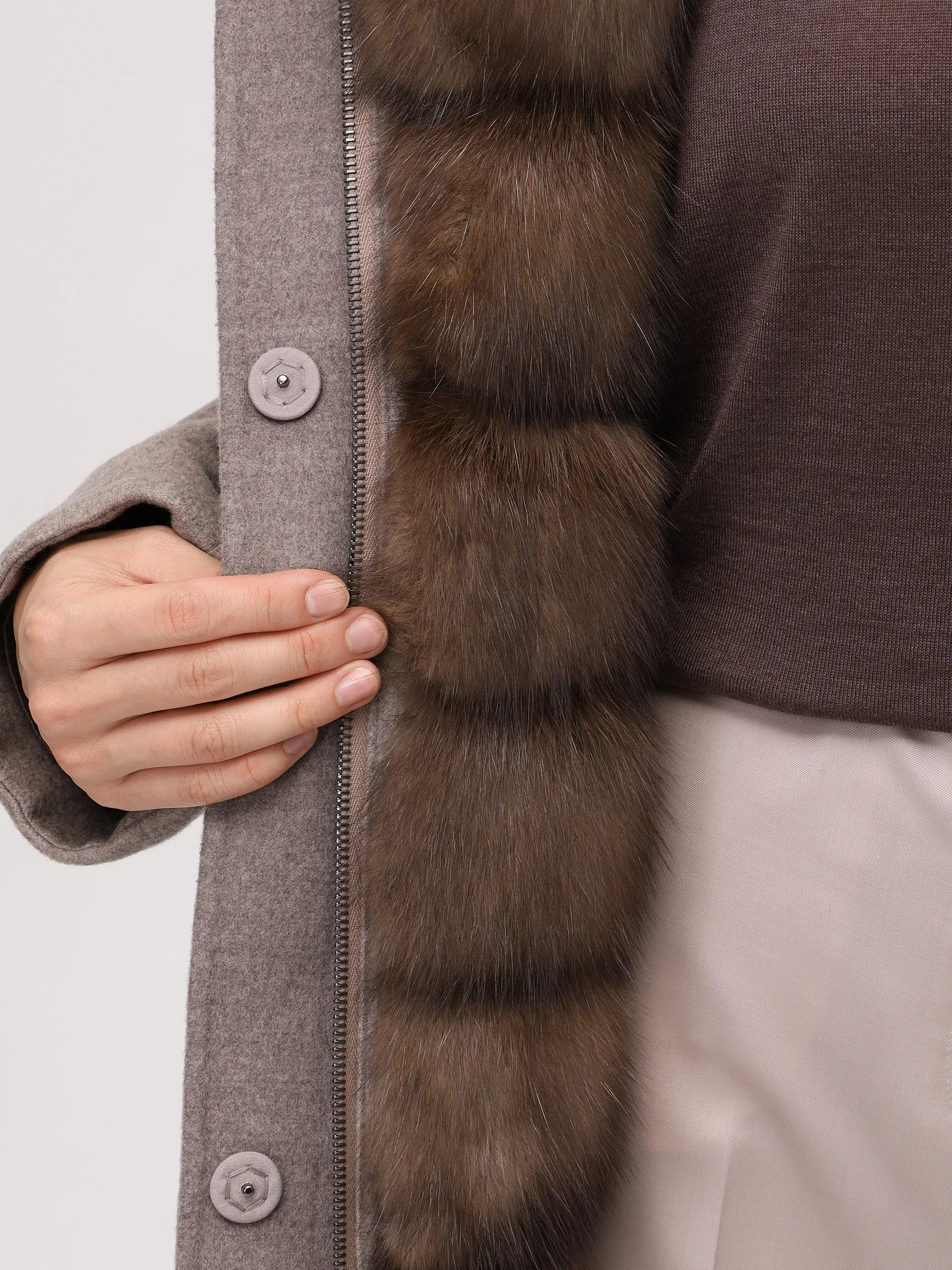 Парка из шерсти и кашемира на соболином меху