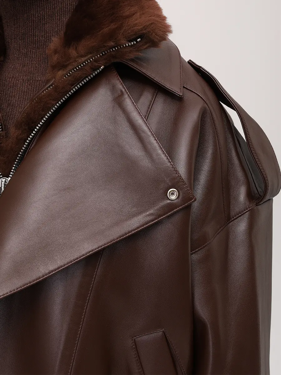 Куртка кожаная с горжеткой