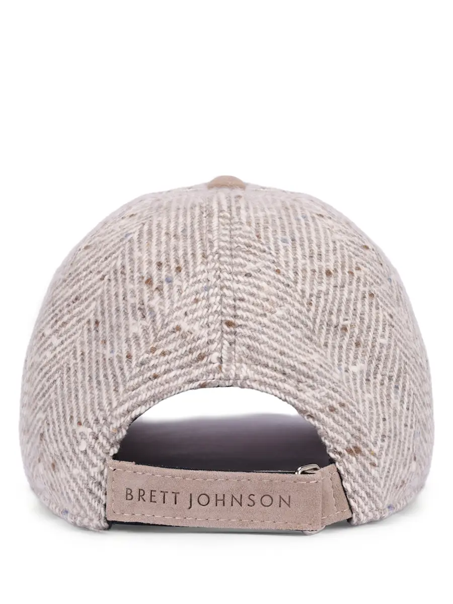 Бейсболка из кашемира и замши