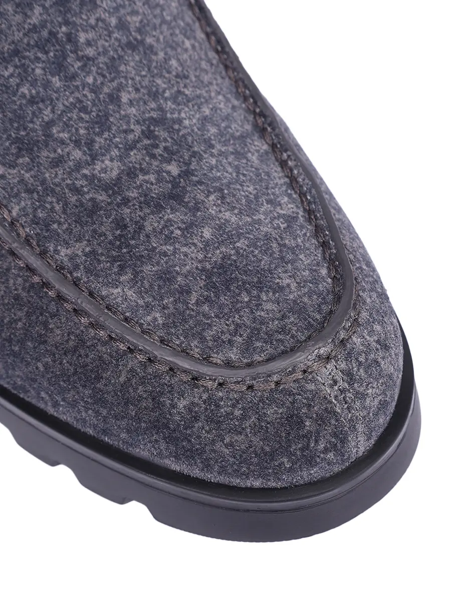 Ботинки замшевые на меху