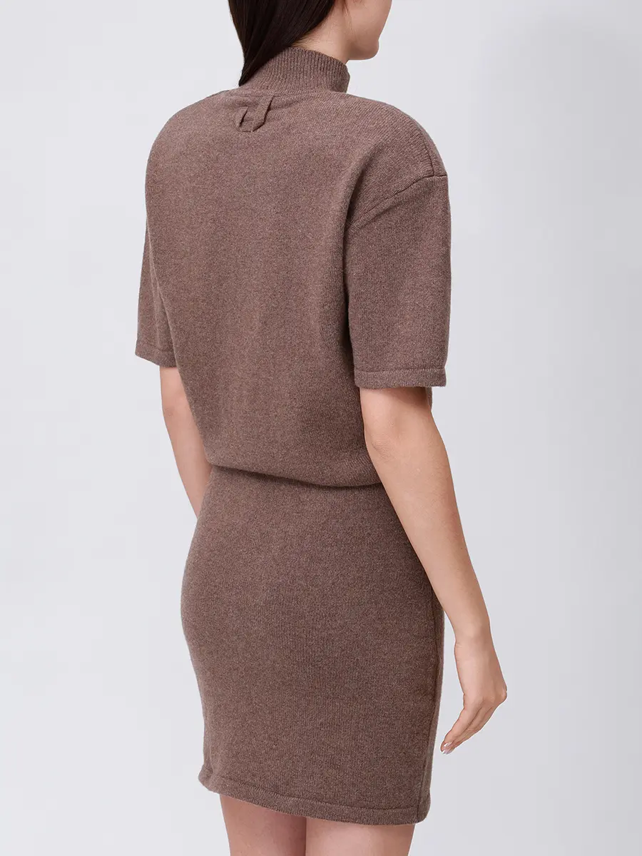 Платье шерстяное