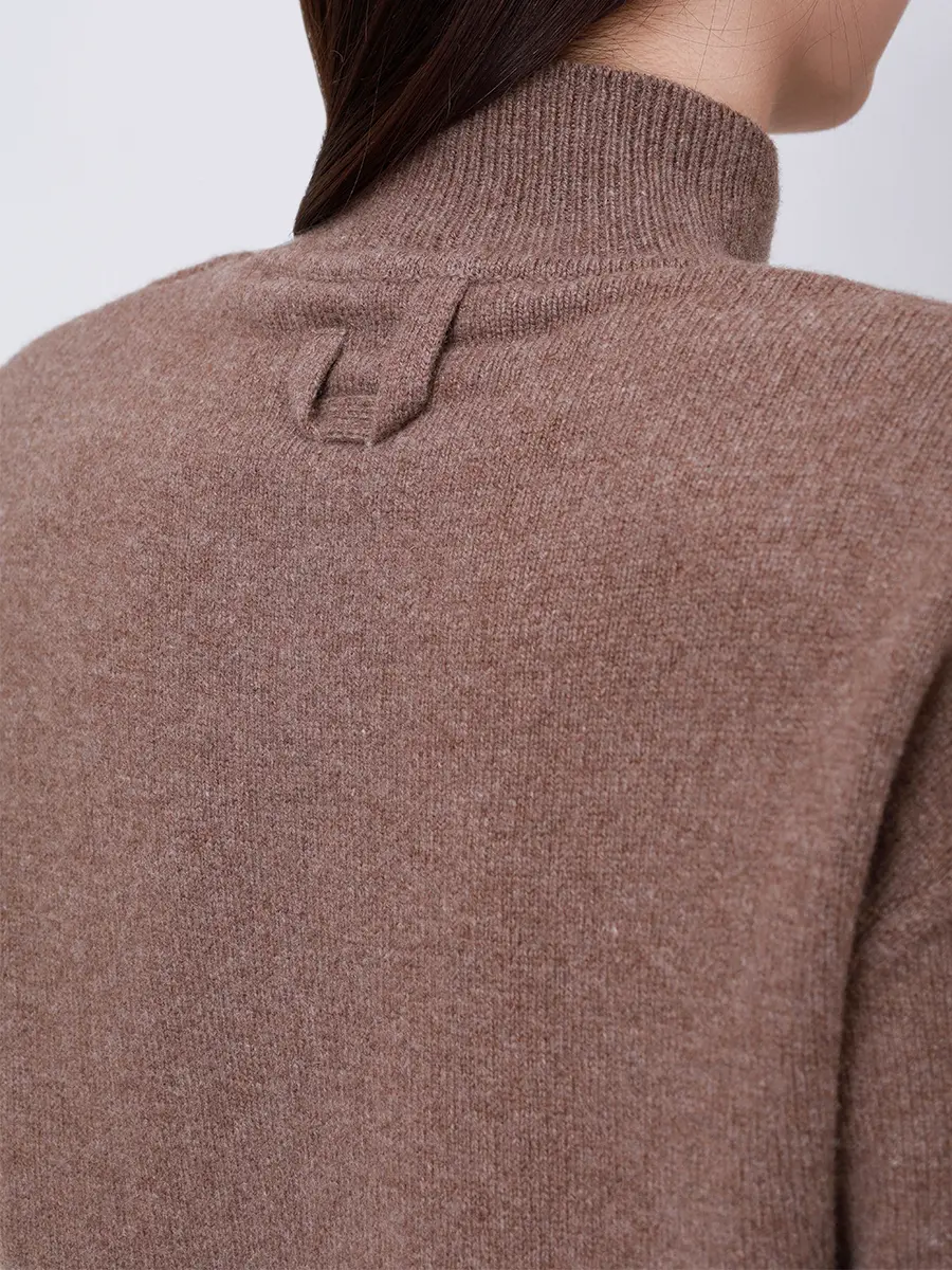 Платье шерстяное