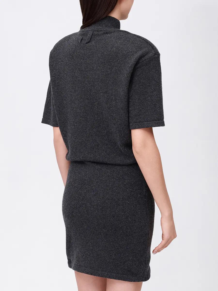 Платье шерстяное