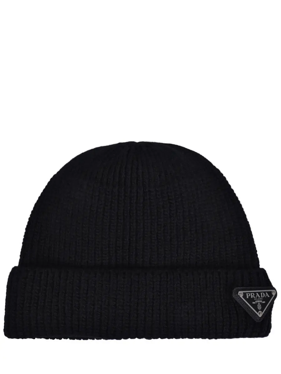 Шапка шерстяная