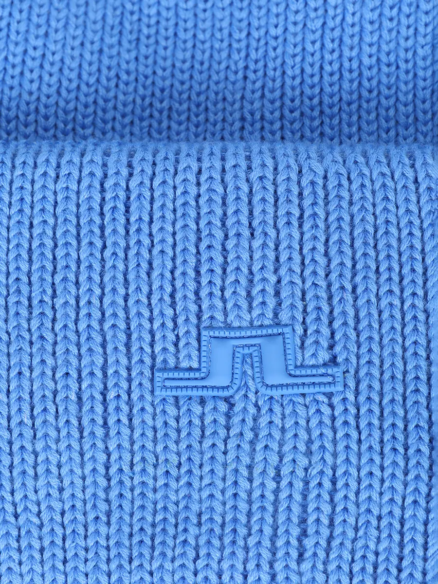 Шапка вязаная