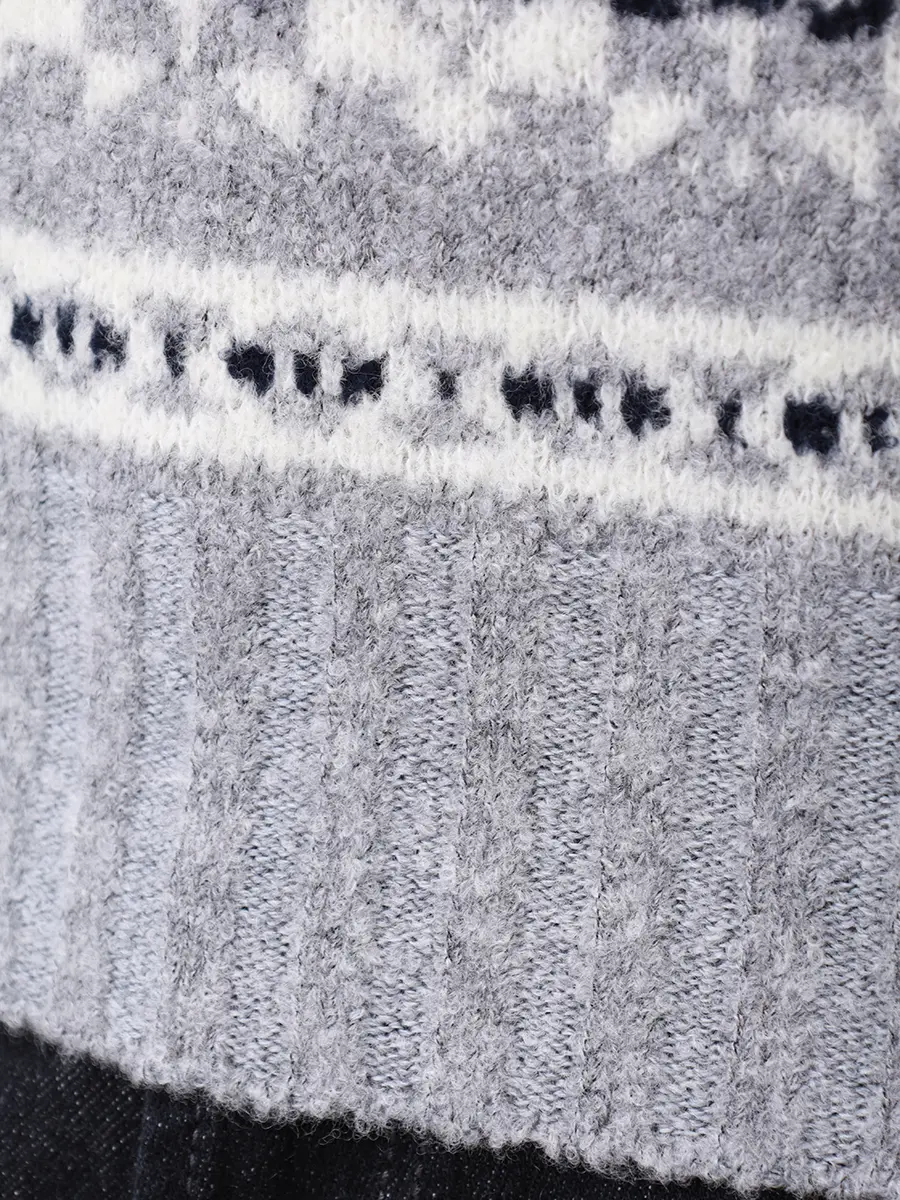 Свитер шерстяной