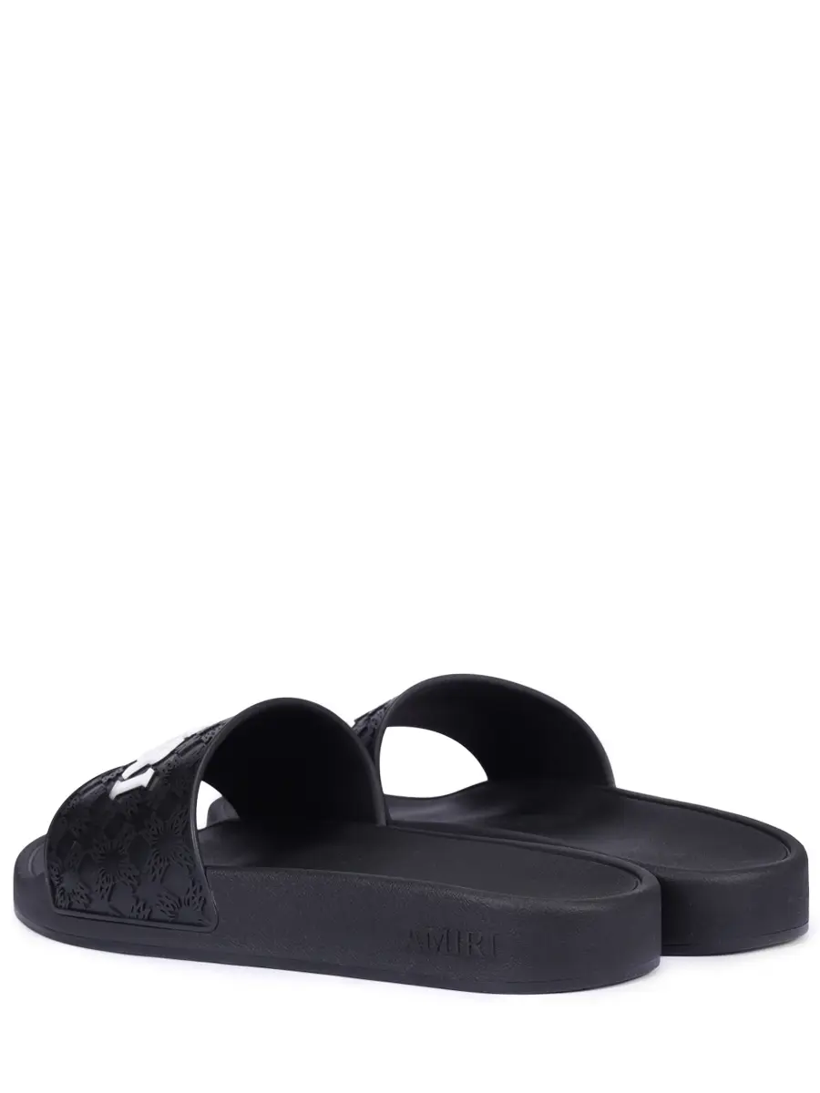 Шлепанцы резиновые