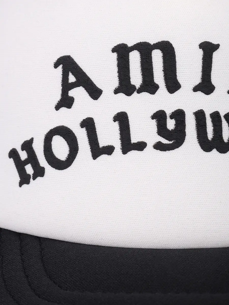 Бейсболка с логотипом