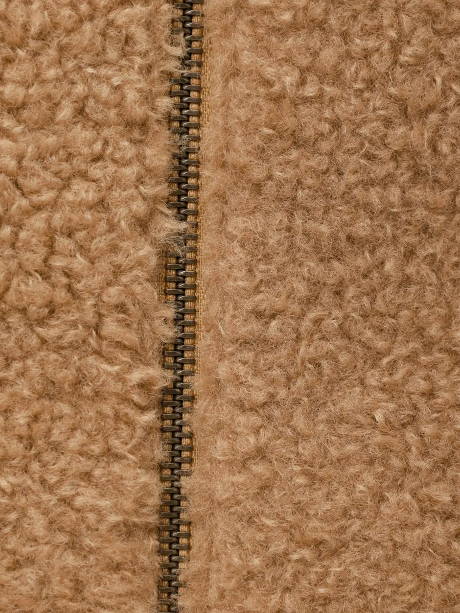 Куртка из экомеха