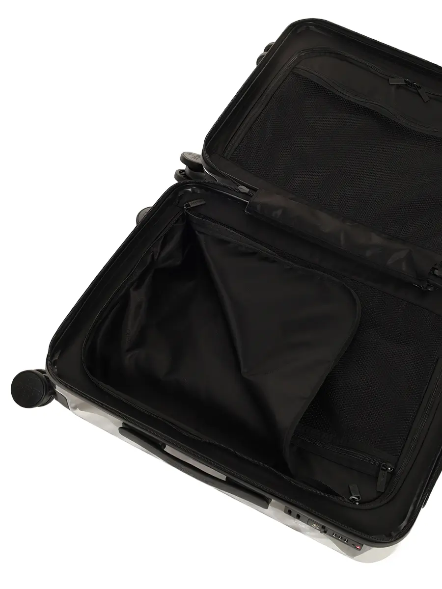 Чемодан из поликарбоната