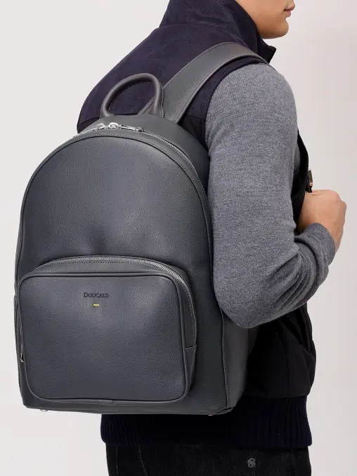 Рюкзак кожаный DOUCAL`S