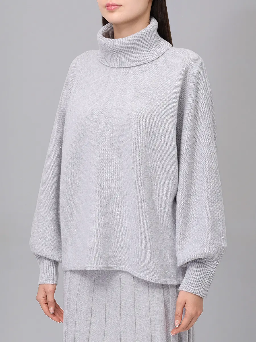 Свитер шерстяной