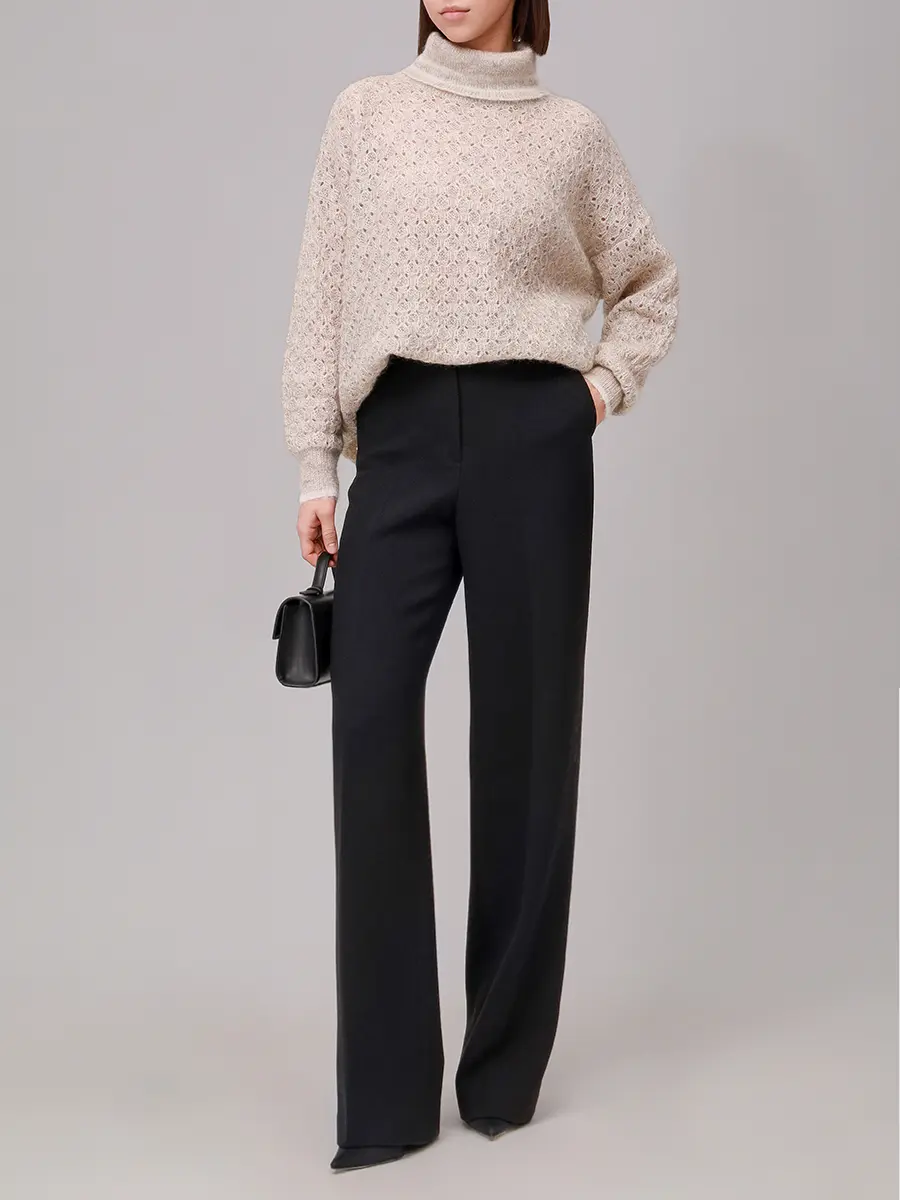 Свитер шерстяной