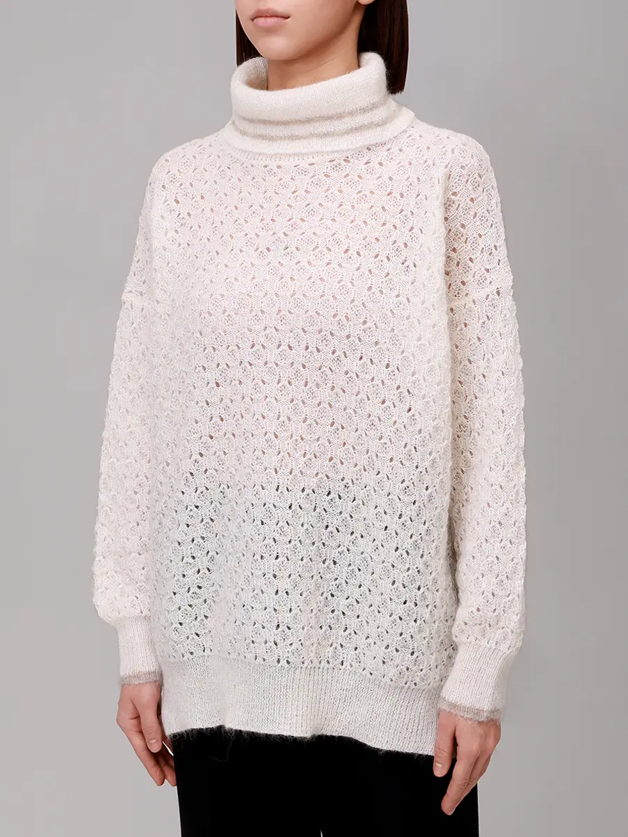 Свитер шерстяной