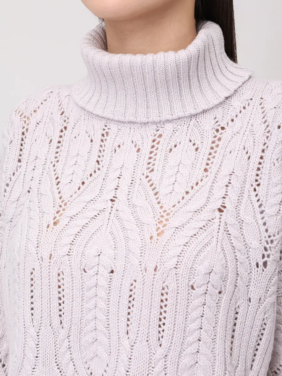 Свитер шерстяной