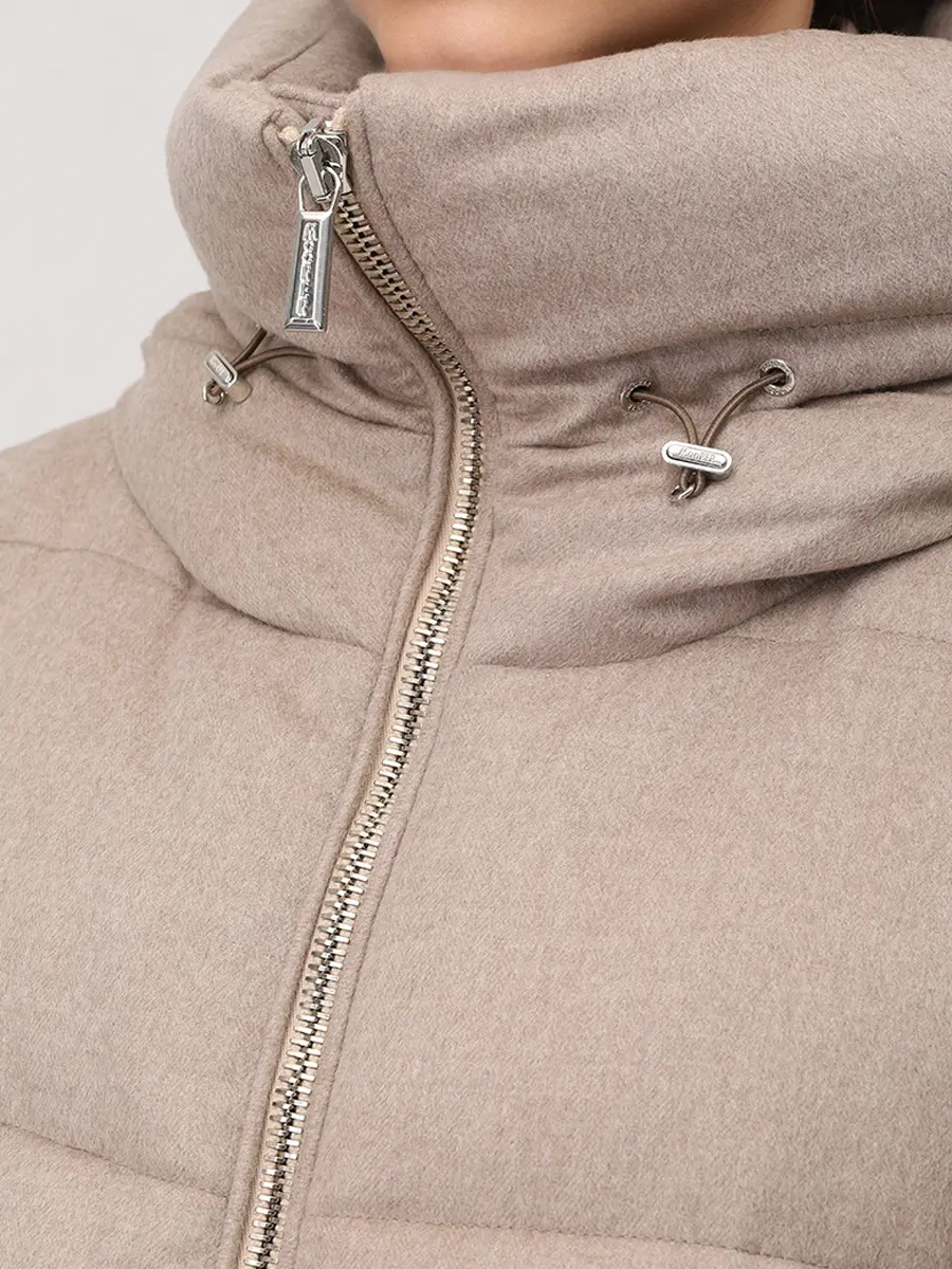 Пуховик стеганый