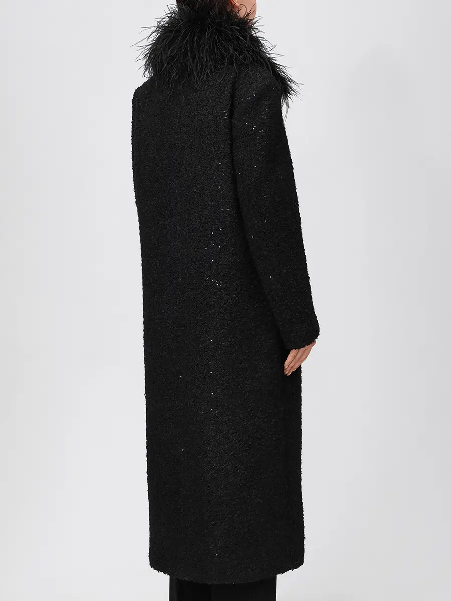 Пальто с пайетками