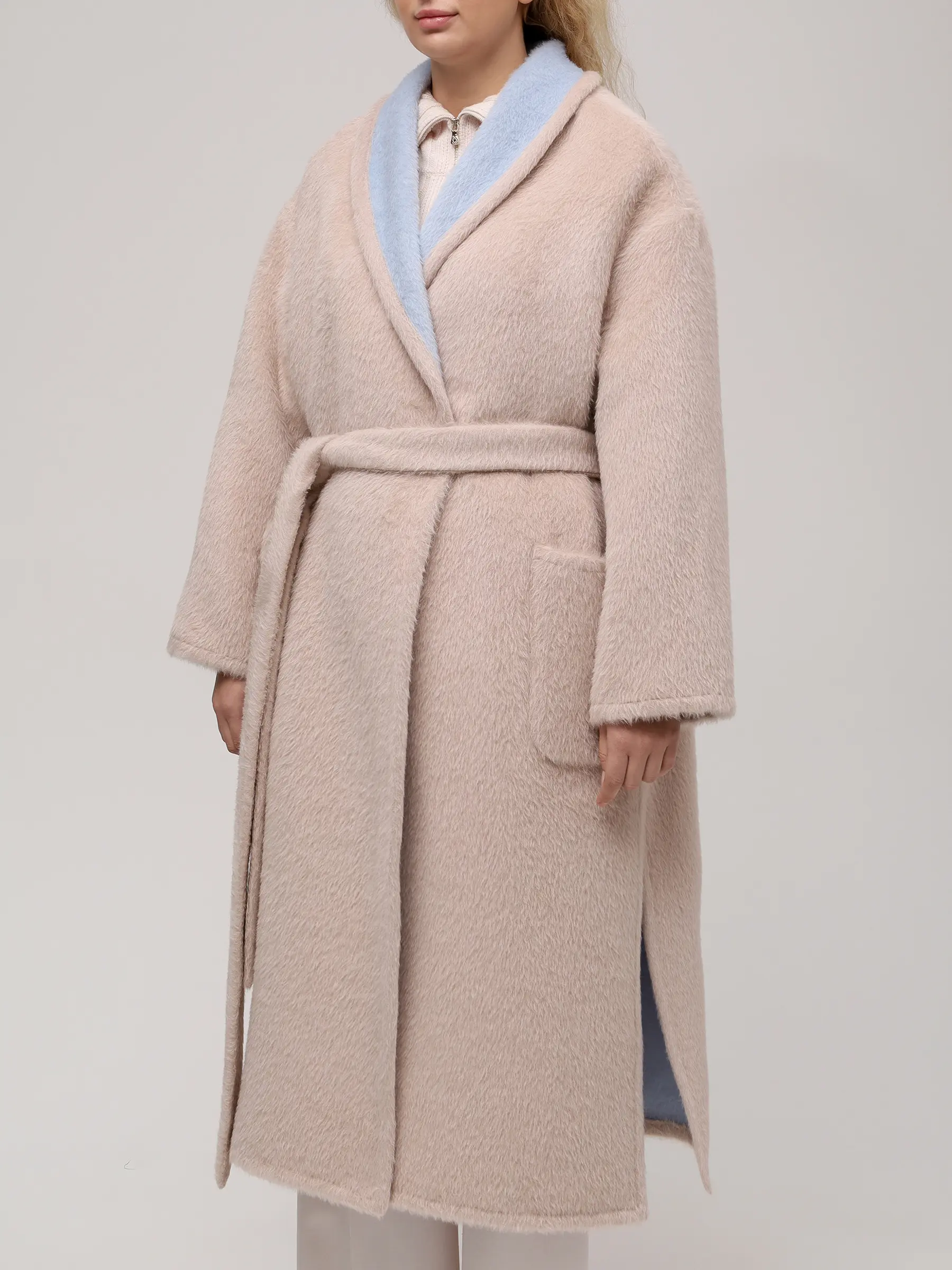 Пальто из шерсти альпака