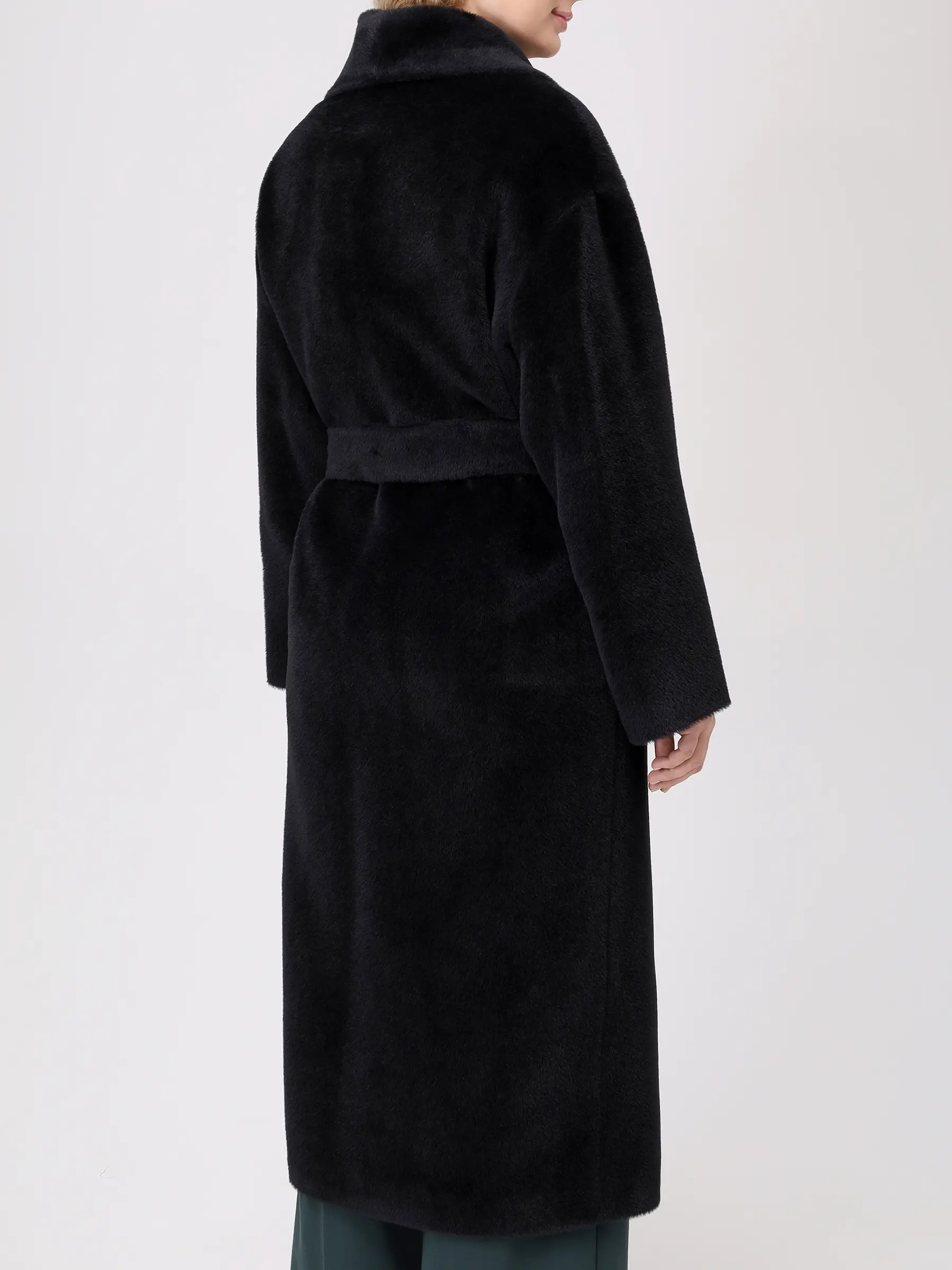 Пальто из шерсти альпака