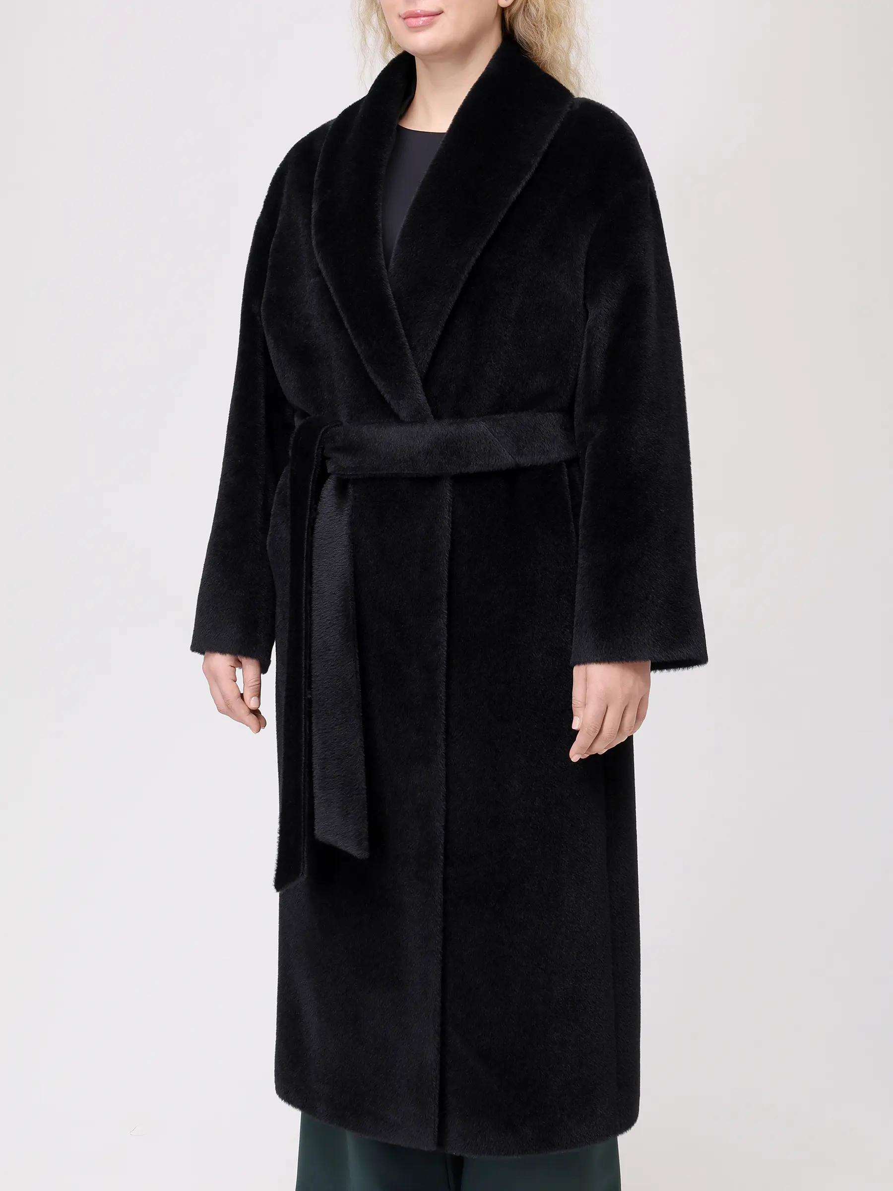 Пальто из шерсти альпака