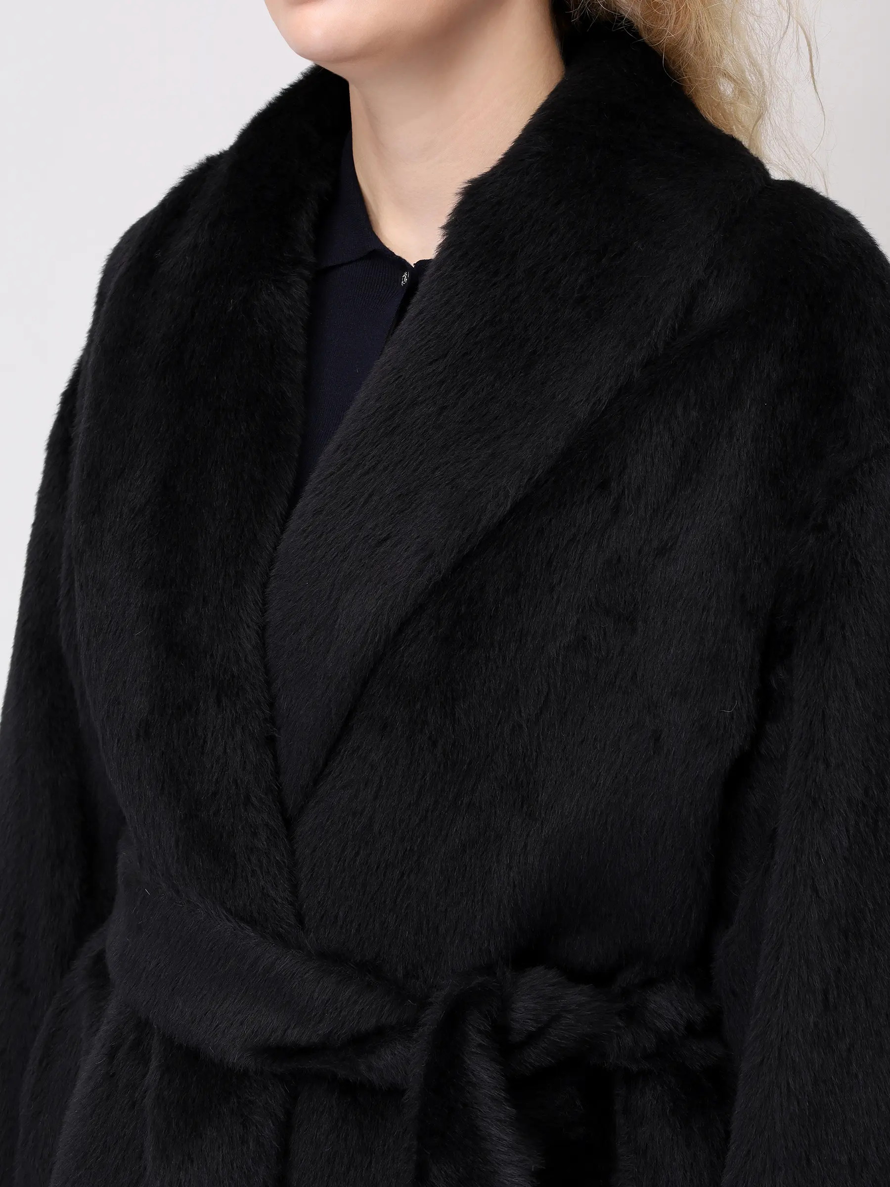 Пальто из шерсти альпака