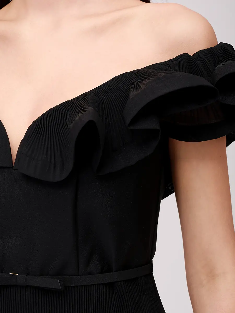 Платье однотонное