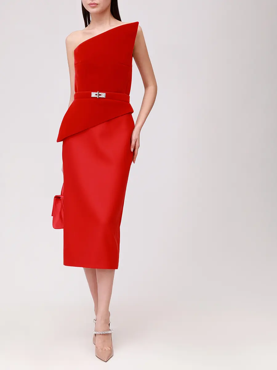 Платье однотонное