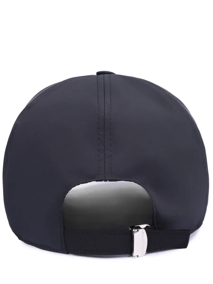 Бейсболка с логотипом