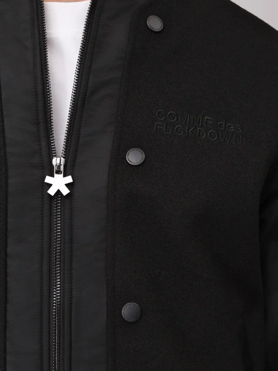 Бомбер однотонный