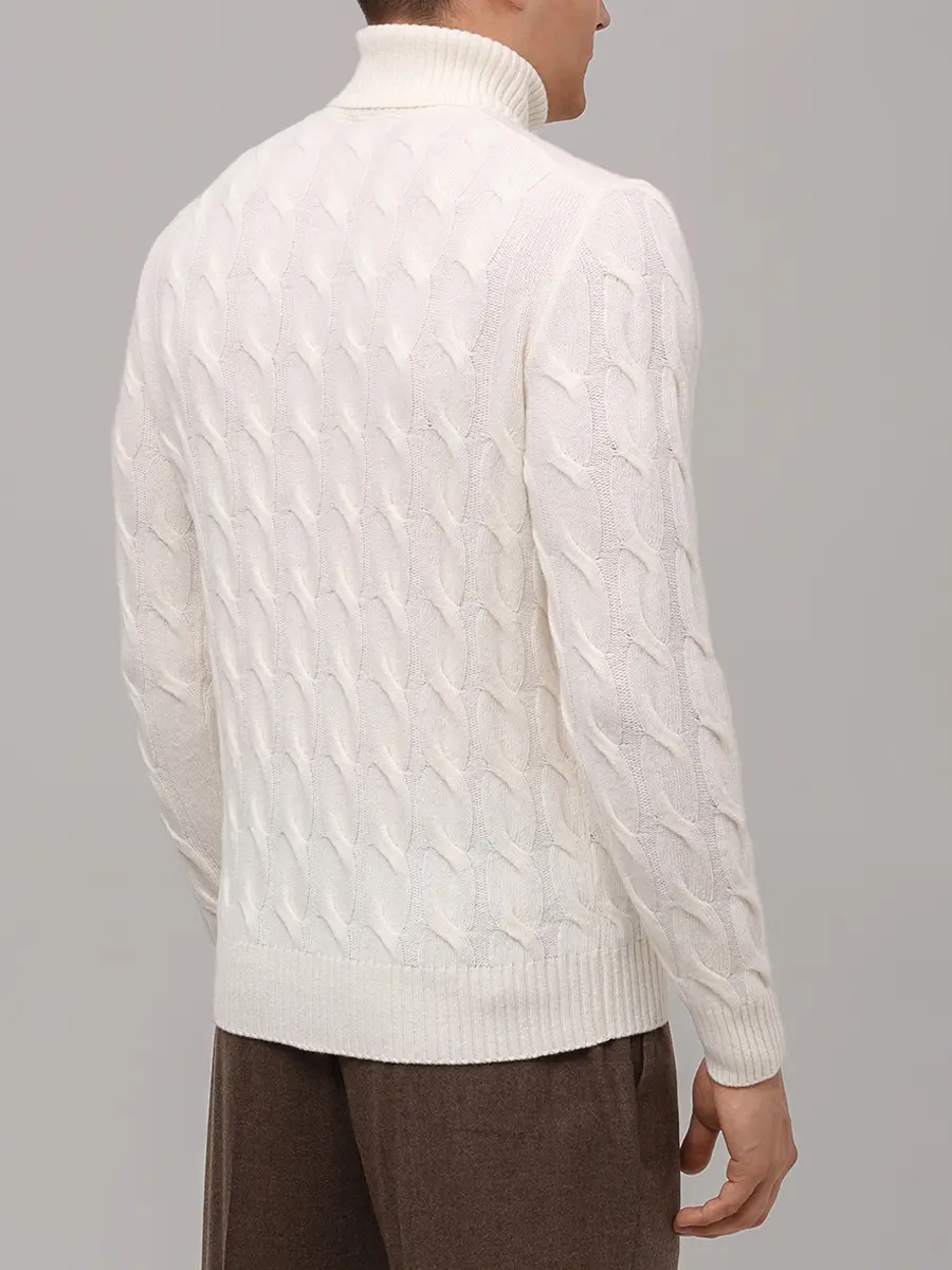 Свитер шерстяной