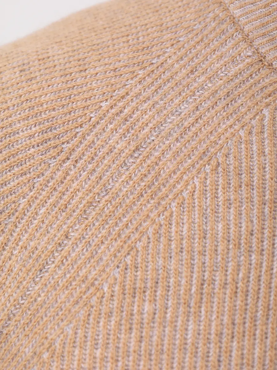 Кардиган шерстяной