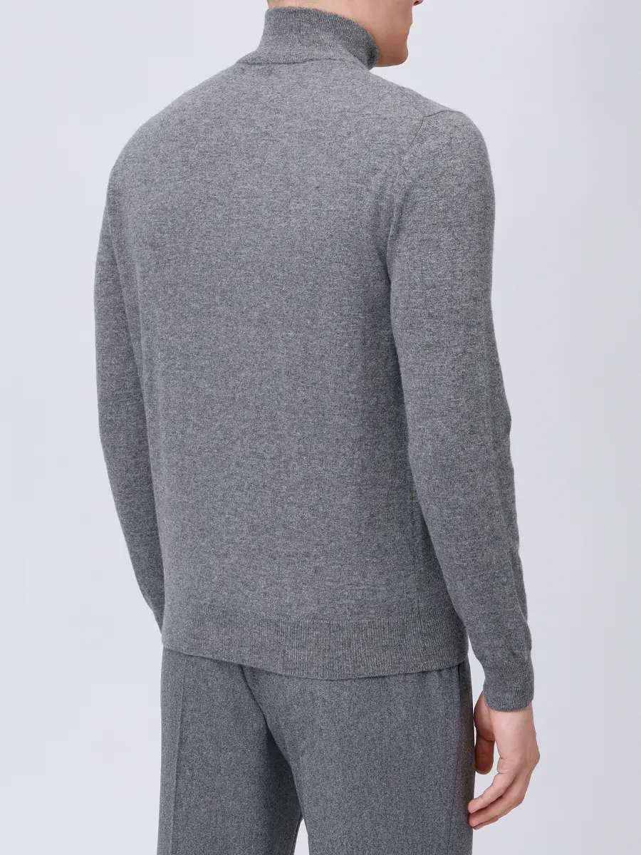 Джемпер шерстяной