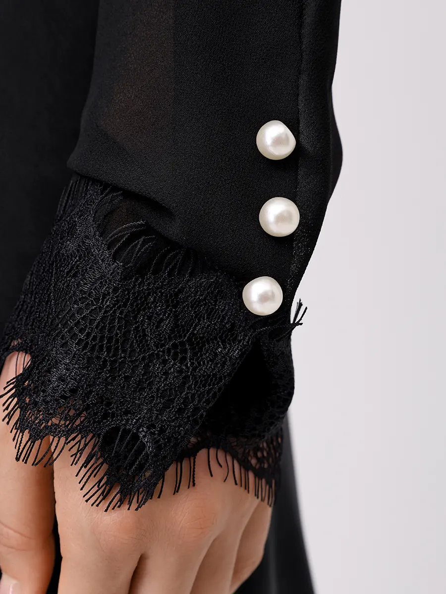 Платье с кружевом