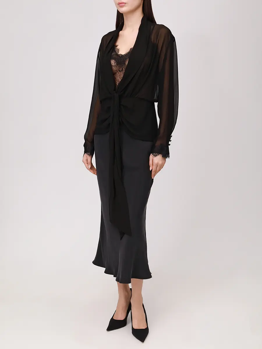 Платье с кружевом