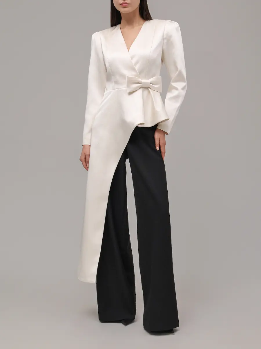 Блуза со шлейфом