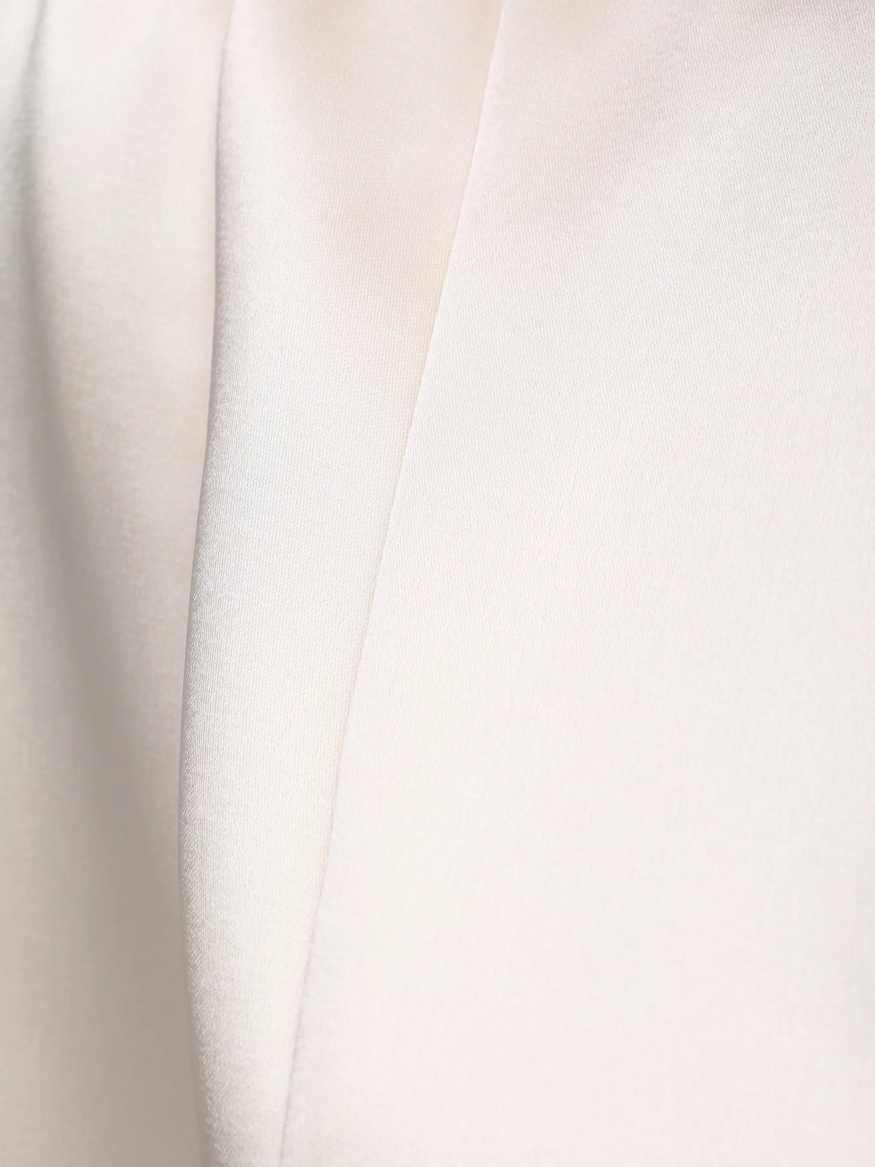 Блуза со шлейфом