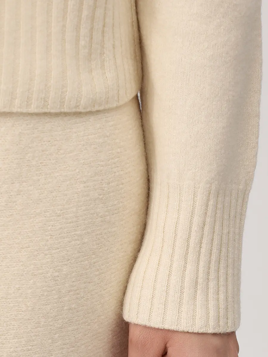 Джемпер шерстяной