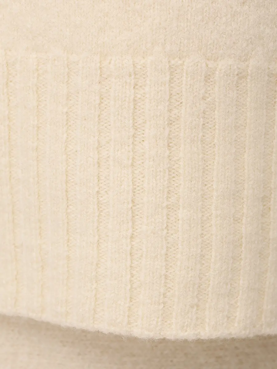 Джемпер шерстяной