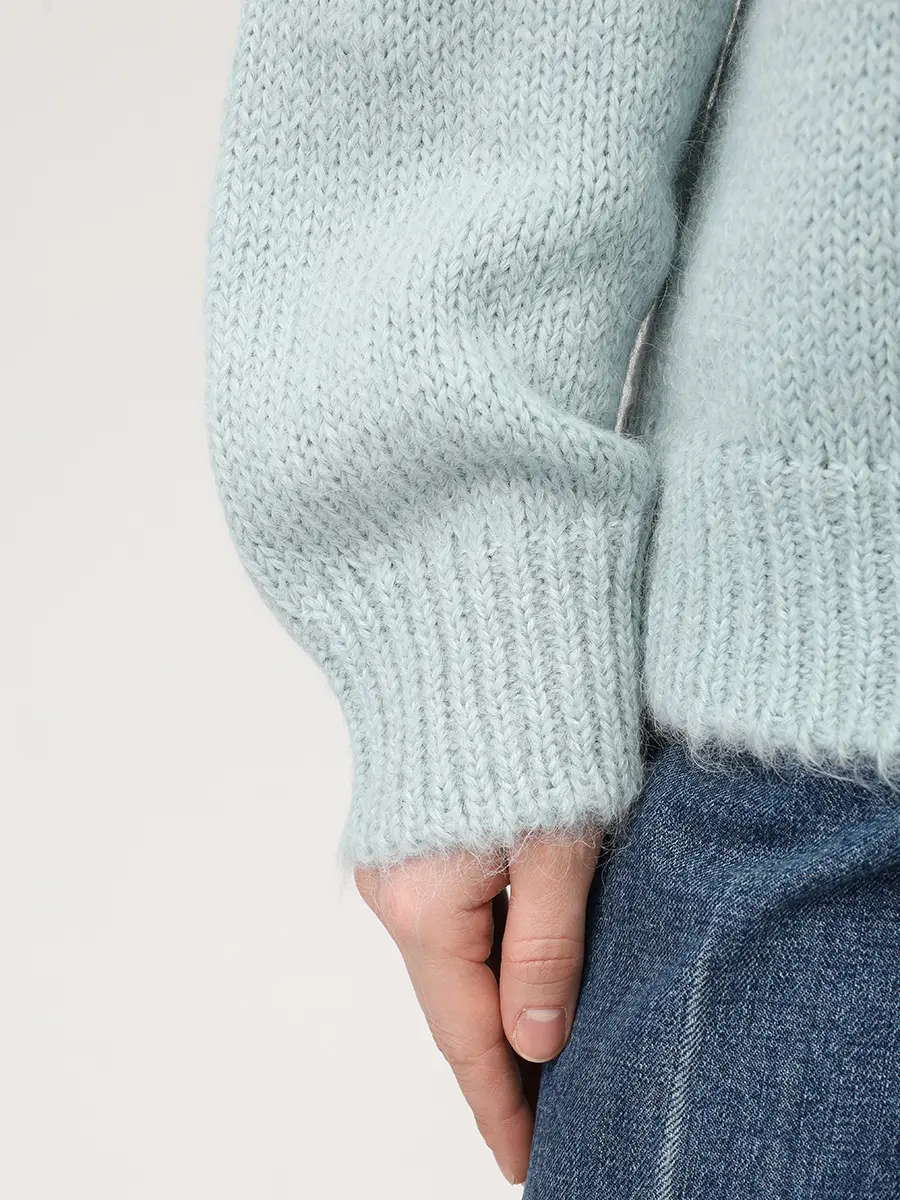 Джемпер шерстяной