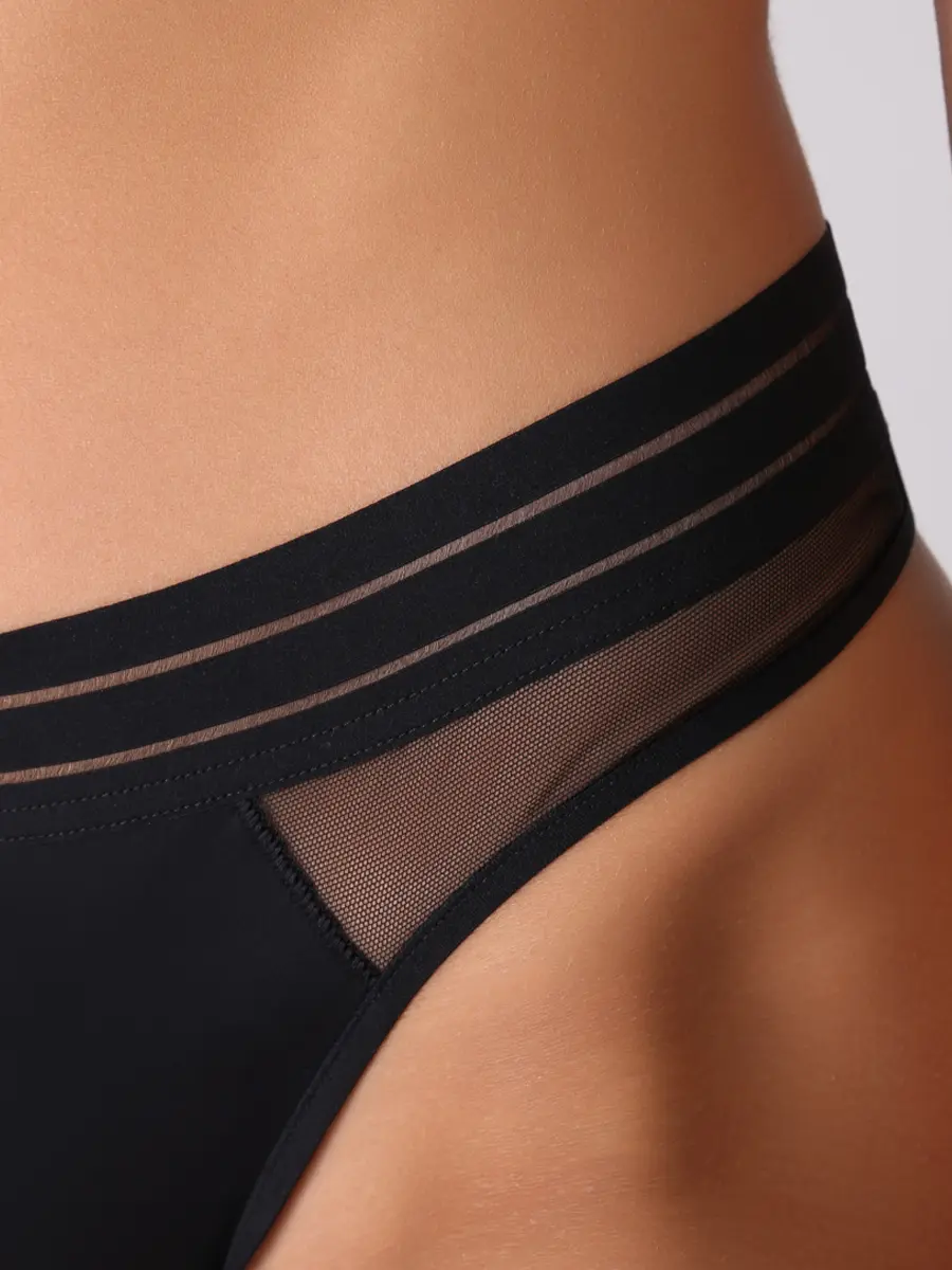 Трусы-стринг с сеткой