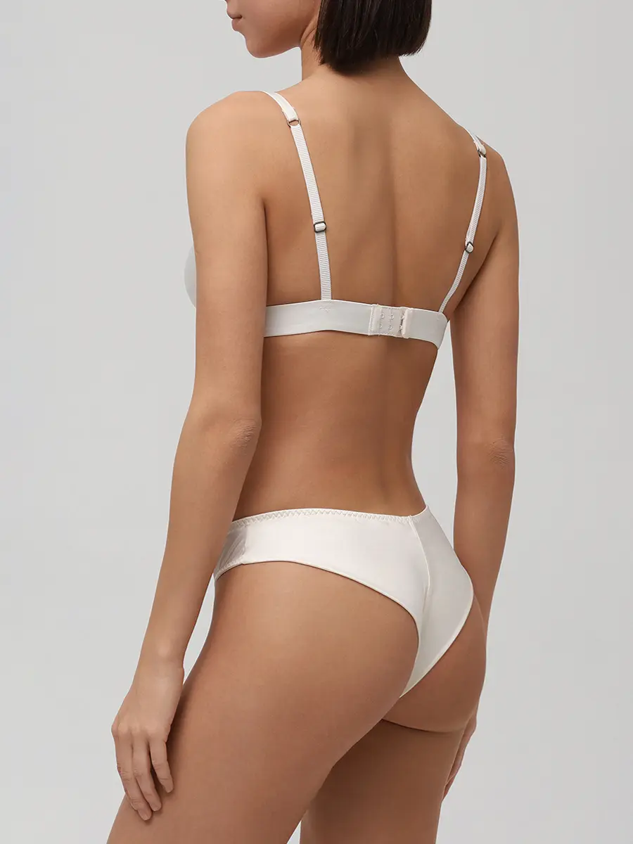 Бюстгальтер однотонный