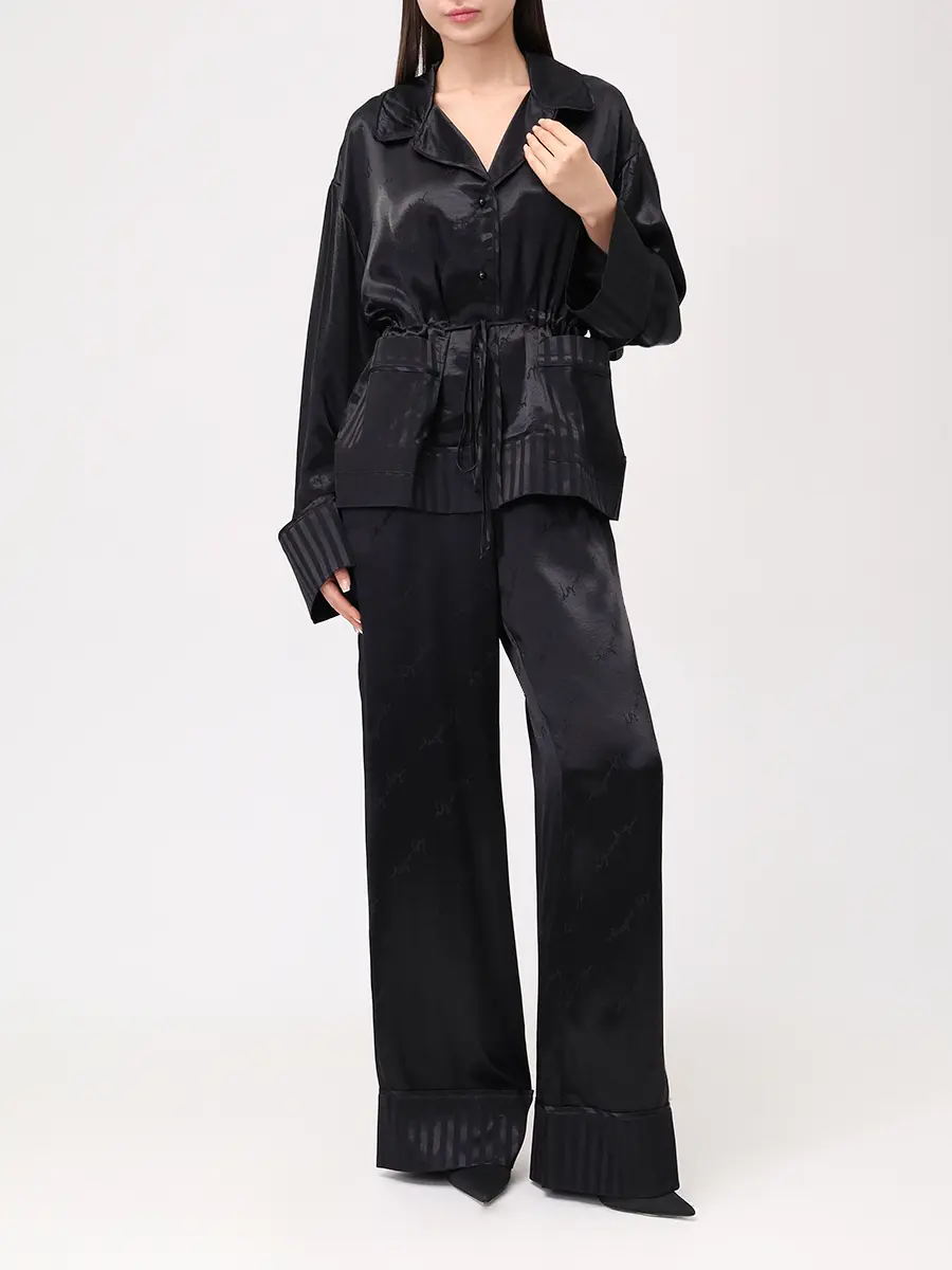 Костюм из вискозы