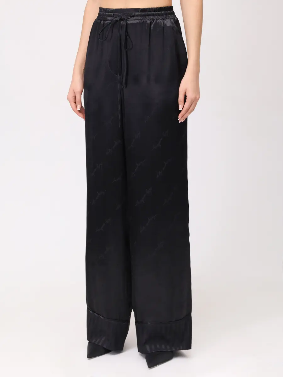 Костюм из вискозы