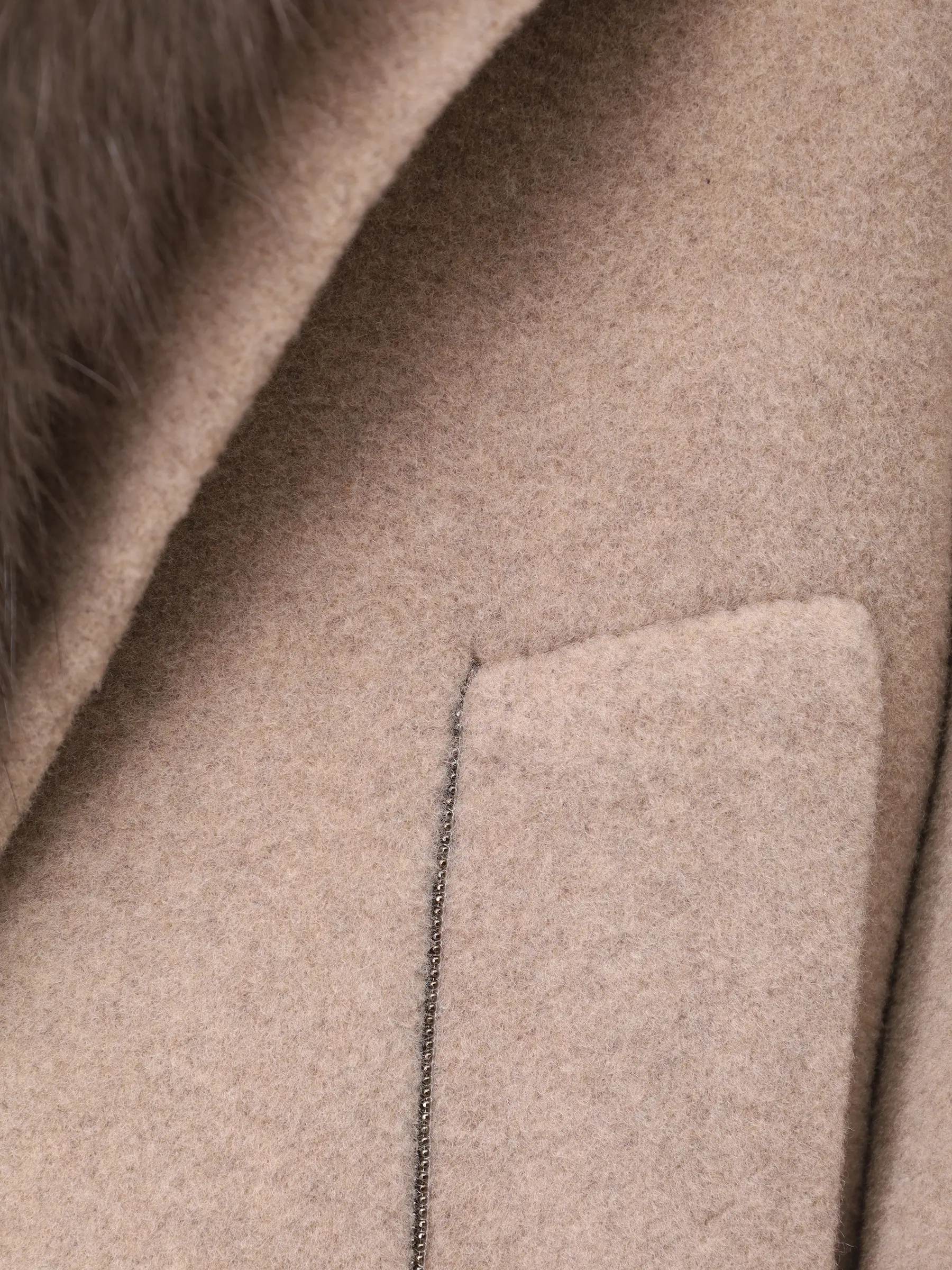 Полупальто из шерсти и кашемира с мехом соболя