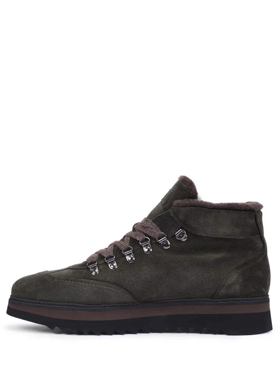 Ботинки замшевые на меху