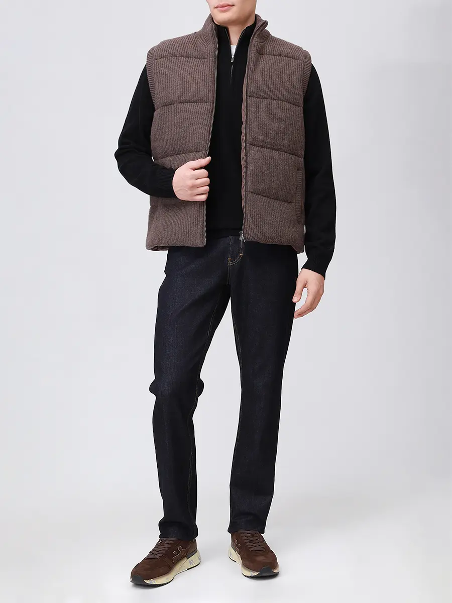 Жилет шерстяной