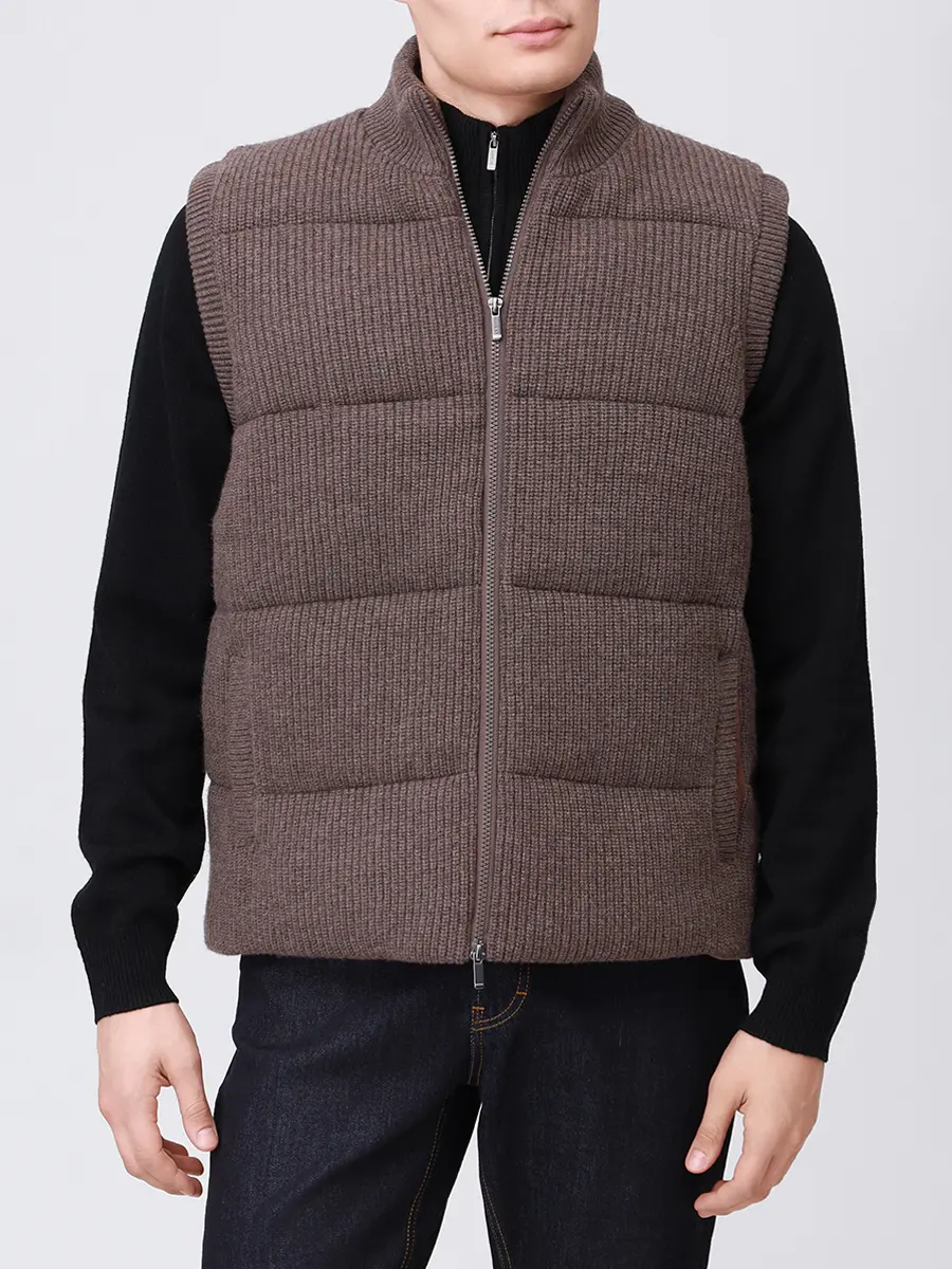 Жилет шерстяной